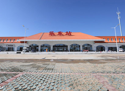 海南不鏽鋼（gāng）井蓋工程案（àn）例：西環高鐵站（zhàn）