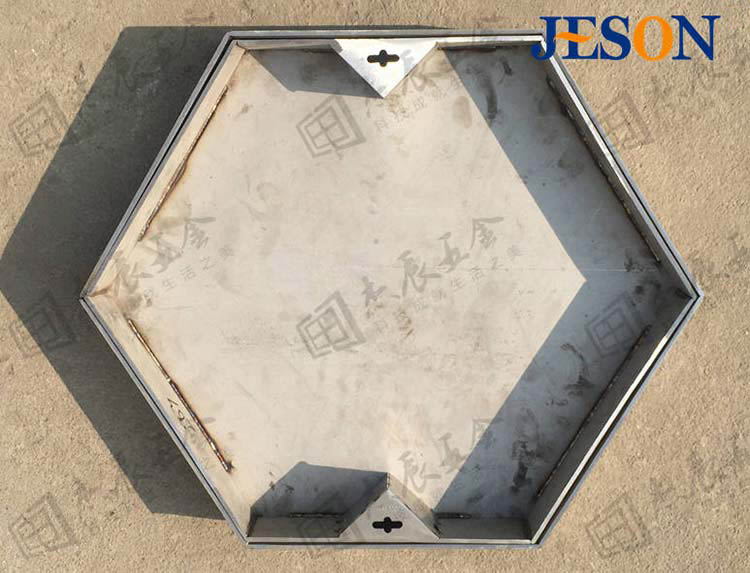 多邊(biān)形裝飾井蓋,可定(dìng)製。 不鏽鋼裝飾井蓋04