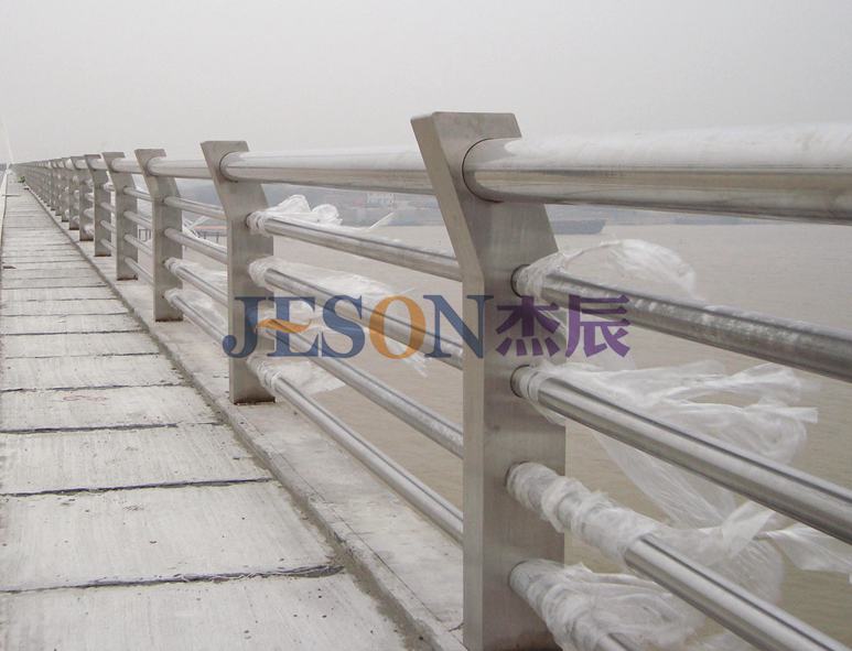 空心不鏽鋼（gāng）橋梁護欄 JH-Q03